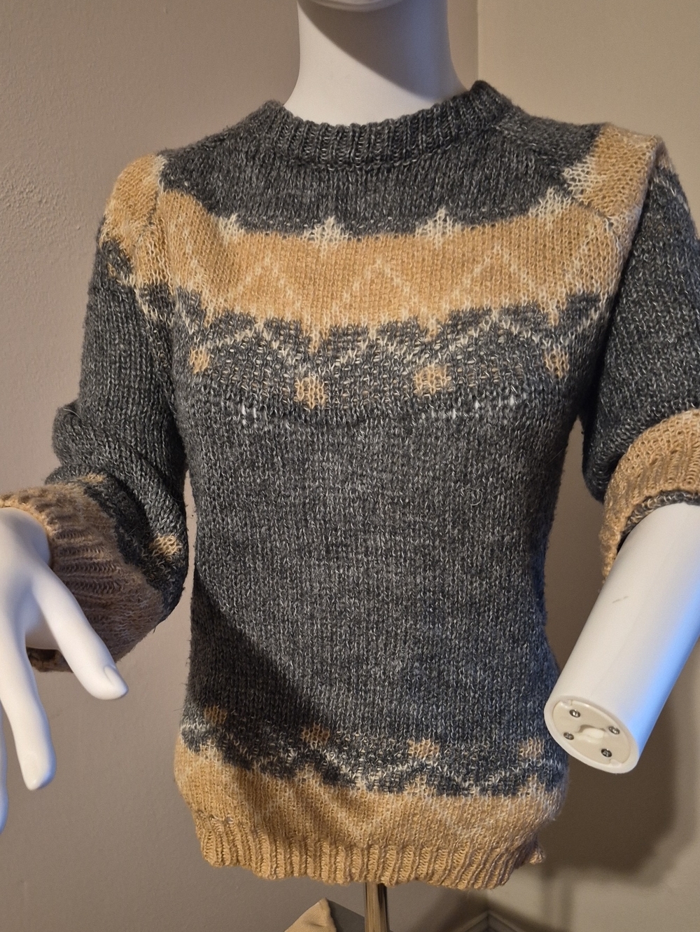 Source Unknown Gray & Cream Patterned Crewneck Sweater